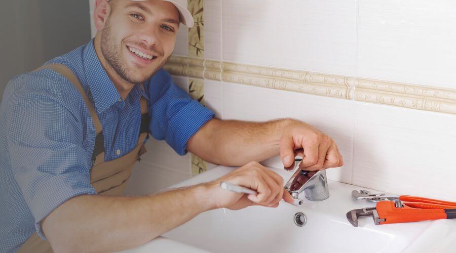 Handle or spout repair in McCoy, CO